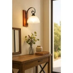 Luminaria aplique madera y hierro con campana de vidrio