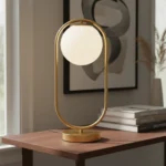 Lampara Portátil Mesa De Luz Aluminio Pantalla Globo Vidrio Dorado Blanco