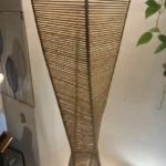 Lampara Pie Fibra Natural Artesanal Torneada Doble Luz 150cm - Imagen 2