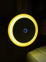 Luz Led Nocturna Enchufable Sensor Noche Amarillo - Imagen 3