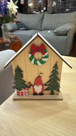 Casa De Madera Decorativa Navideña Papa Noel Arbol Navidad - Imagen 4