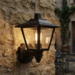 Farol Aplique Colonial Plástico De 4 Caras Negro Cerrado